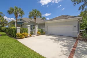 832 Carolina Cir SW, Vero Beach, FL 32962, Sold 08/30/18