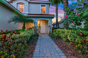 6108 SE Turn Leaf Trail, Hobe Sound, FL 33455, Sold 01/31/19