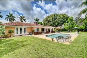 4575 Pine Tree Dr, Boynton Beach, FL 33436, Sold 12/18/18