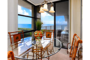 3200 S Ocean Blvd APT B302, Palm Beach, FL 33480, Sold 10/15/18