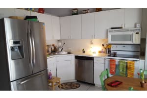 7677 NW 180th Terrace, Hialeah, FL 33015, Sold 06/08/18