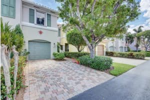 142 Las Brisas Cir, Hypoluxo, FL 33462, Sold 08/22/18