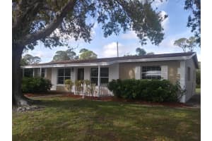 2414 1st Pl SW, Vero Beach, FL 32962, Sold 07/20/18