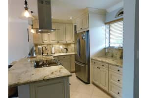 906 SW 9th St Cir, Boca Raton, FL 33486, Sold 10/18/18