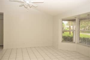 305 10th St SW, Vero Beach, FL 32962, Sold 06/15/18