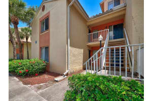 1422 The Pointe Dr, West Palm Beach, FL 33409, Sold 06/08/18