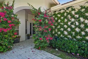 2900 Twin Oaks Way, Wellington, FL 33414, Sold 05/24/19