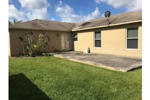 204 Rosewood Dr, Fort Pierce, FL 34947, Sold 01/16/19