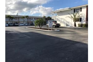 810 Lake Shore Dr, Lake Park, FL 33403, Sold 09/17/18