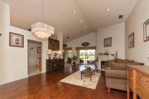 146 Executive Cir, Boynton Beach, FL 33436, Sold 10/10/18