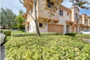 4751 Grand Cypress Cir N, Coconut Creek, FL 33073, Sold 08/10/18