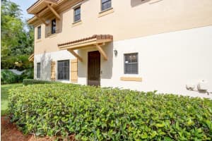 4751 Grand Cypress Cir N, Coconut Creek, FL 33073, Sold 08/10/18