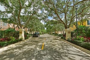 41 Live Oak Cir, Jupiter, FL 33469, Sold 09/06/18