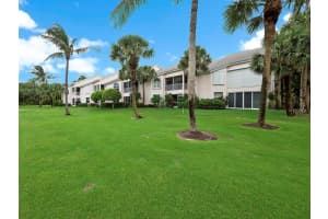 4404 Fairway Dr N, Jupiter, FL 33477, Sold 11/05/18