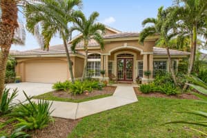 5525 SE Forest Glade Trail, Hobe Sound, FL 33455, Sold 07/30/18