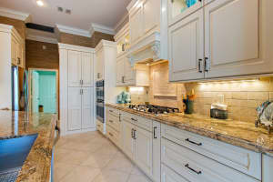 5525 SE Forest Glade Trail, Hobe Sound, FL 33455, Sold 07/30/18