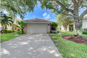 4690 Sherwood Forest Dr, Delray Beach, FL 33445, Sold 07/01/18