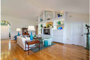 1405 Bear Island Dr, West Palm Beach, FL 33409, Sold 11/12/18