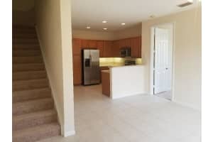 118 N Longport Cir APT A2, Delray Beach, FL 33444, Sold 08/21/18