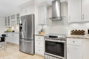 3200 Park Ln, Boynton Beach, FL 33435, Sold 07/05/18