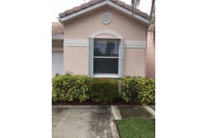 302 E Coral Trace Cir, Delray Beach, FL 33445, Sold 10/04/18