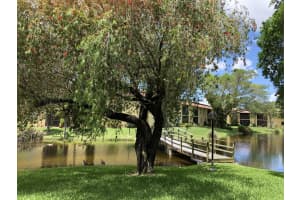 884 SW 9th St Cir, Boca Raton, FL 33486, Sold 06/25/18