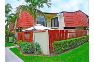 3818 Victoria Dr, West Palm Beach, FL 33406, Sold 08/17/18