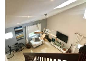 380 SE 2nd Ave APT H1, Deerfield Beach, FL 33441, Sold 10/30/18