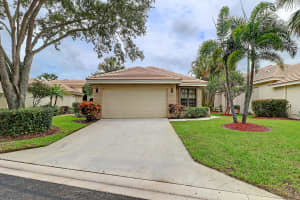 4880 Sherwood Forest Dr, Delray Beach, FL 33445, Sold 07/23/18