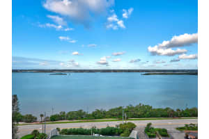 5420 N Ocean Dr # 101, Riviera Beach, FL 33404, Sold 01/17/19