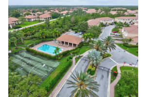 138 SW Walking Path, Stuart, FL 34997, Sold 08/13/18