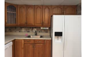 480 Executive Center Dr #2f, West Palm Beach, FL 33401, Sold 06/27/18