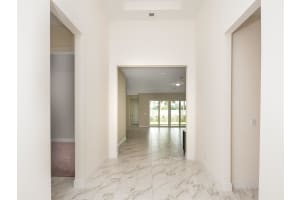 9168 Greenspire Ln, Wellington, FL 33467, Sold 03/28/19