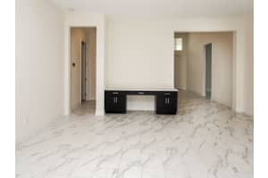 9168 Greenspire Ln, Wellington, FL 33467, Sold 03/28/19