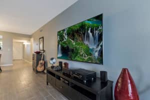 555 Banyan Tree Ln, Delray Beach, FL 33483, Sold 07/12/18