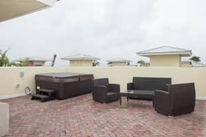 235 NE 1st St, Delray Beach, FL 33444, Sold 08/15/18