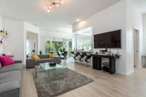 4605 Hammock Cir, Delray Beach, FL 33445, Sold 07/02/18