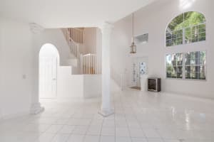 106 Hidden Hollow Dr, Palm Beach Gardens, FL 33418, Sold 07/31/18