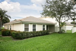 6847 Lantern Key Dr, Lake Worth, FL 33463, Sold 08/30/18