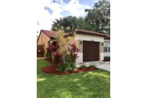 4341 NW 1st St, Deerfield Beach, FL 33442, Sold 07/27/18