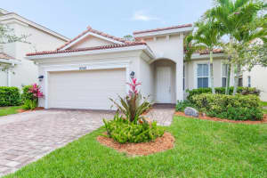 6046 SE Split Oak Trail, Hobe Sound, FL 33455, Sold 08/17/18
