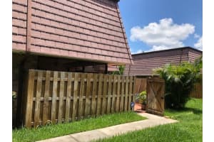 7572 Courtyard Run E, Boca Raton, FL 33433, Sold 10/26/18