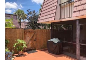 7572 Courtyard Run E, Boca Raton, FL 33433, Sold 10/26/18