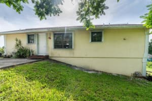 9506 SE Karin St, Hobe Sound, FL 33455, Sold 10/30/18