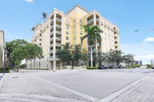 403 S Sapodilla Ave, West Palm Beach, FL 33401, Sold 08/10/18