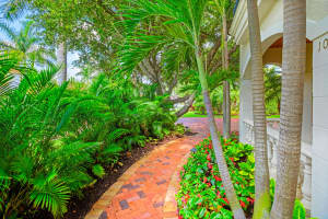 107 Nativa Cir, West Palm Beach, FL 33410, Sold 12/03/18