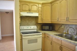 632 NW 13th St, Boca Raton, FL 33486, Sold 07/06/18