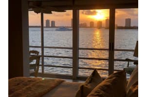 100 Wettaw Ln, North Palm Beach, FL 33408, Sold 06/26/18