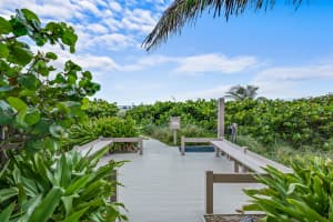 2800 N Ocean Dr, Riviera Beach, FL 33404, Sold 10/19/18