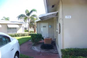 1718 W Circle Dr, Boynton Beach, FL 33435, Sold 09/21/18